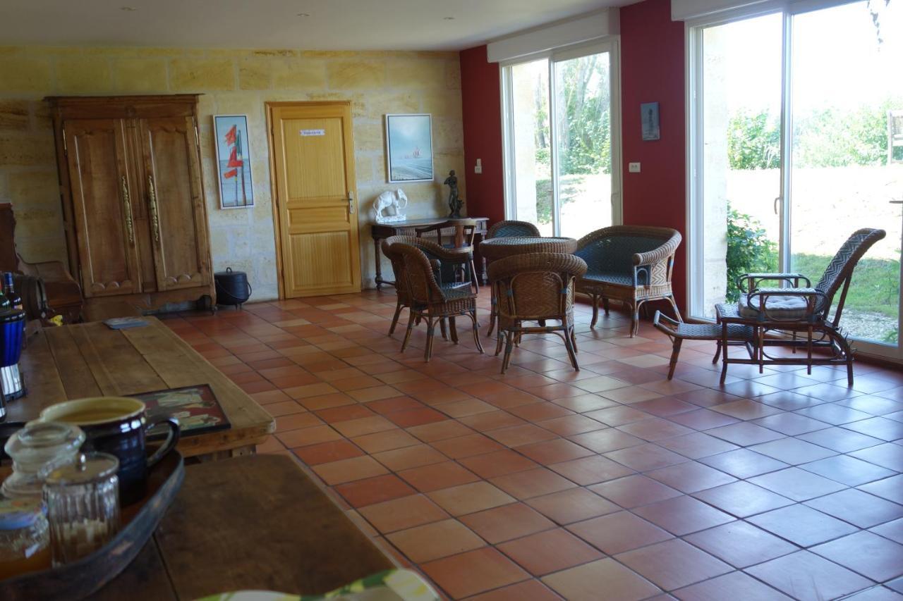 Chateau D'Esther Hotel Saint-Loubès Esterno foto